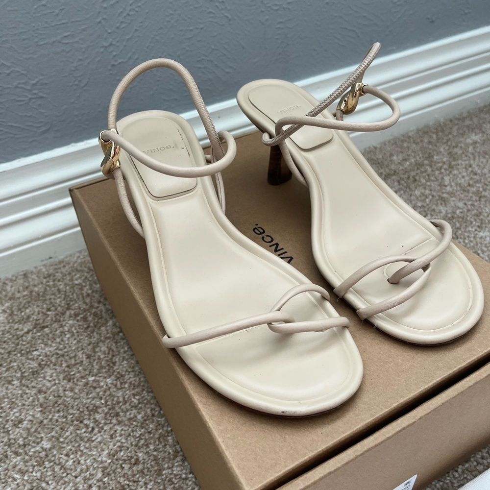 Vince Cream Heels Elegant Design